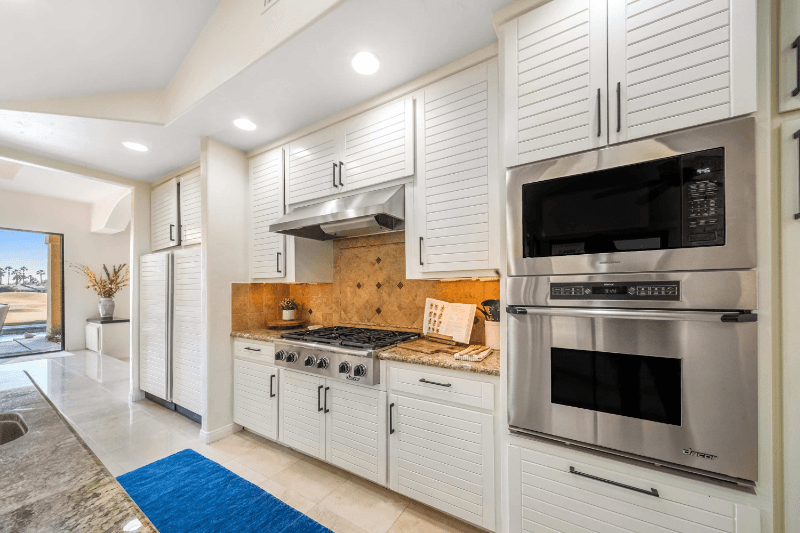 La Quinta House: 55840 Pebble Beach