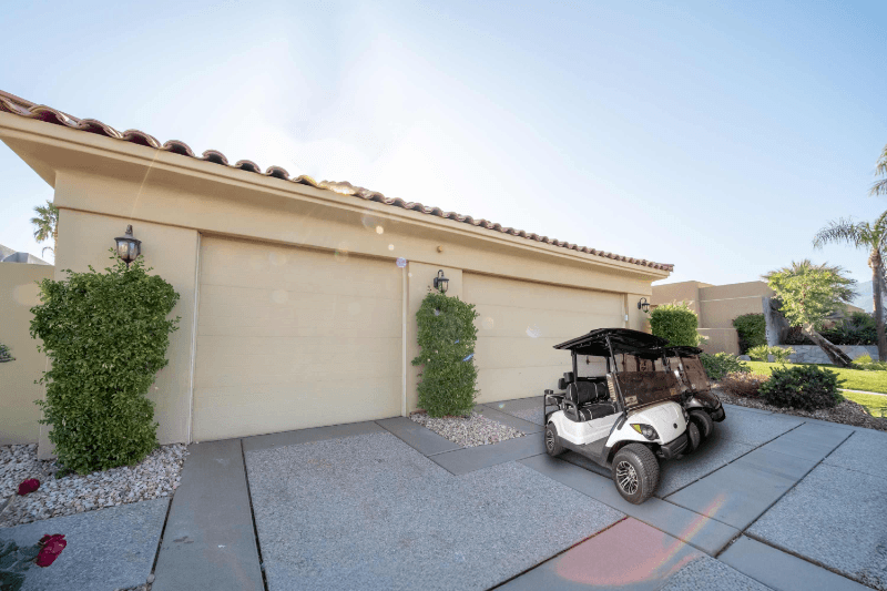 La Quinta House: 55840 Pebble Beach