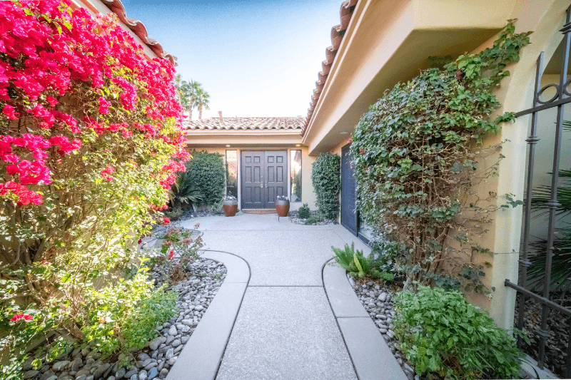 La Quinta House: 55840 Pebble Beach