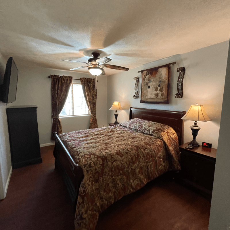 Williamsburg Condo: 4006 Governors Square