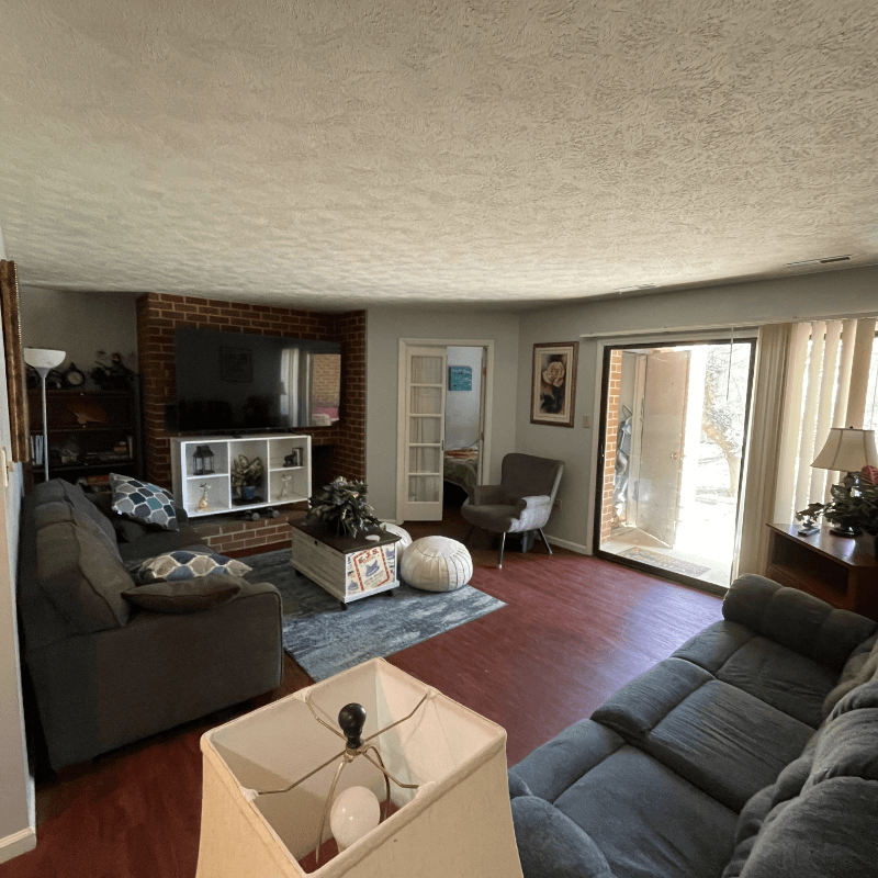 Williamsburg Condo: 4006 Governors Square