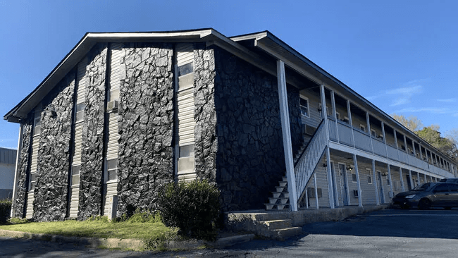 Tuscaloosa Apartment: 608 Jack Warner Pkwy