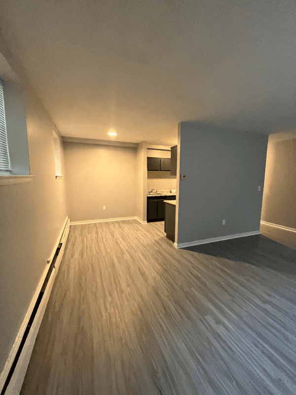 Hartford Apartment: 30 Gillett Street