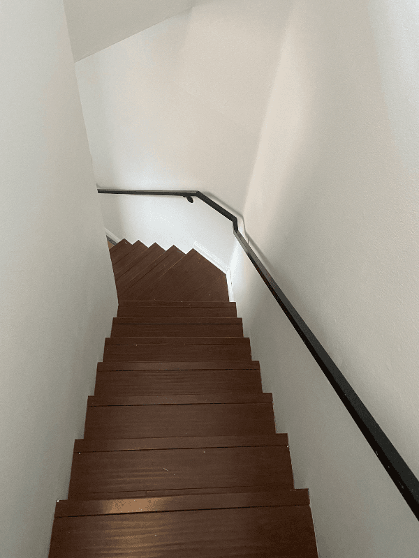 Los Angeles Apartment: 2436 s. Federal Ave