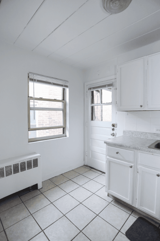Chicago Apartment: 5649 Christiana