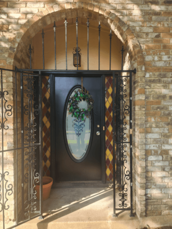 Dallas House: 3834 Kiest Valley Parkway