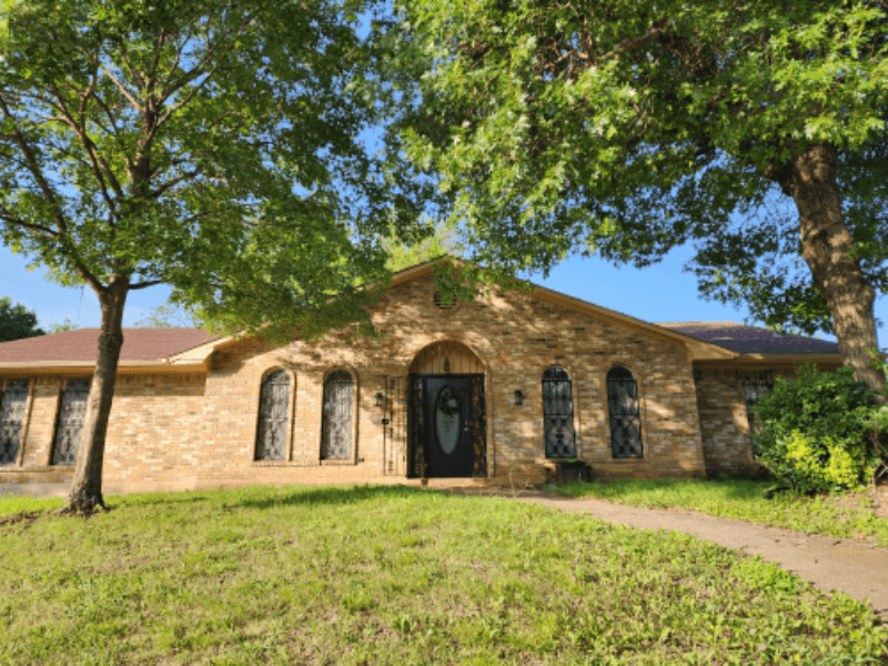 Dallas House: 3834 Kiest Valley Parkway