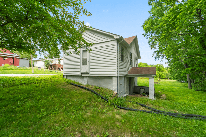 University Park House: 1006 Park St.
