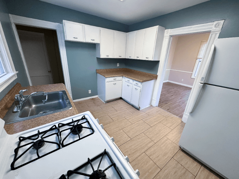 Grand Rapids Single Room: 111 Sweet St NE