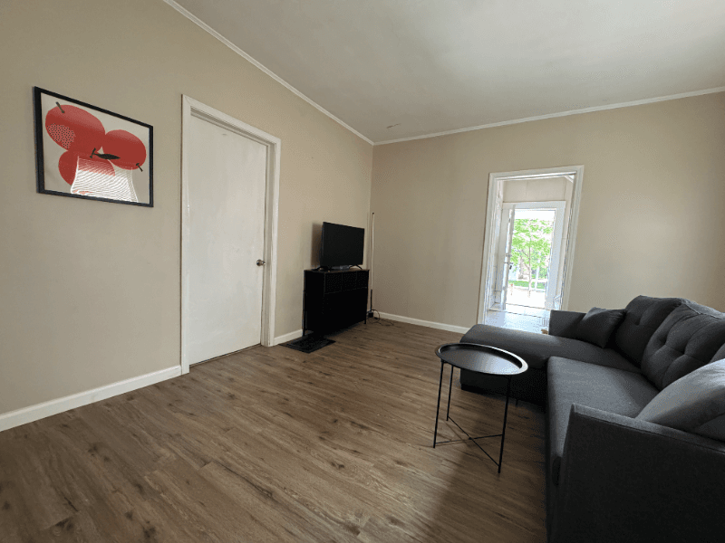 Grand Rapids Single Room: 111 Sweet St NE
