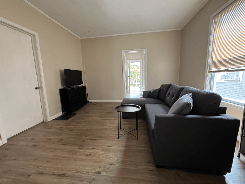 Grand Rapids Single Room: 111 Sweet St NE
