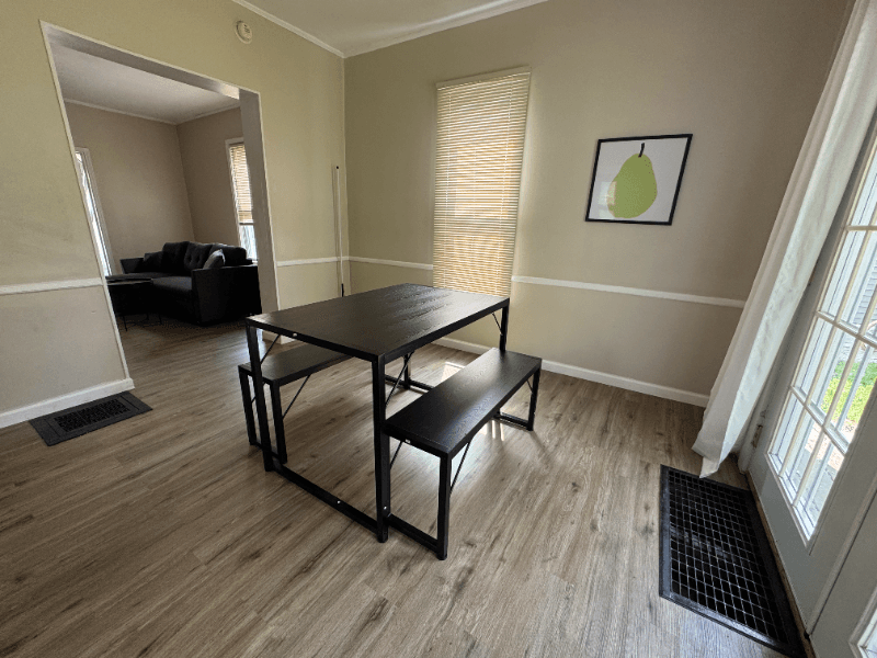 Grand Rapids Single Room: 111 Sweet St NE