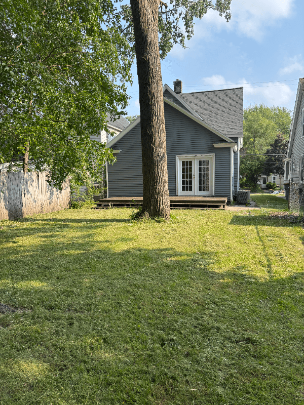 Grand Rapids Single Room: 111 Sweet St NE