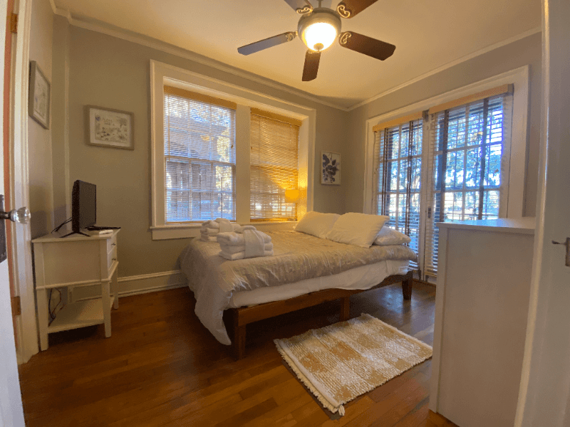 Savannah Condo: 805 Whitaker Street