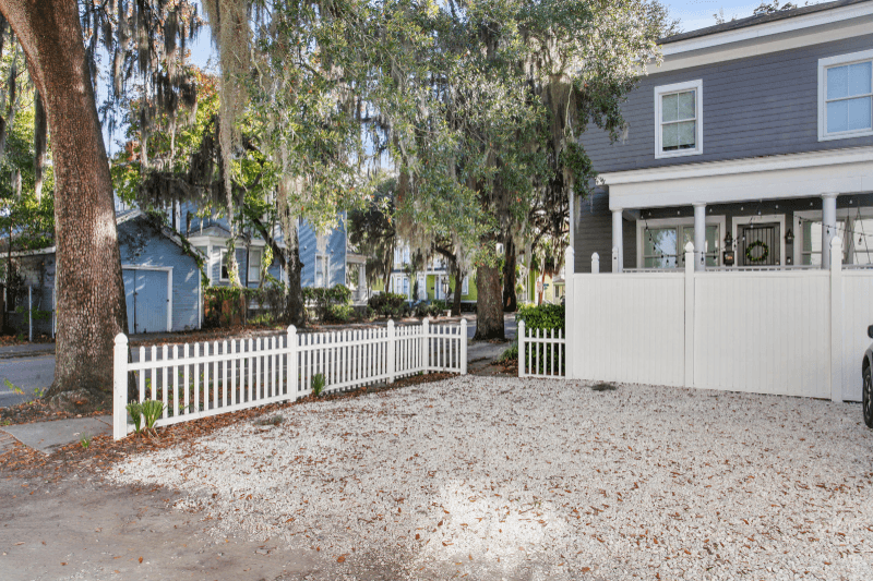 Savannah House: 102 West 36TH Street
