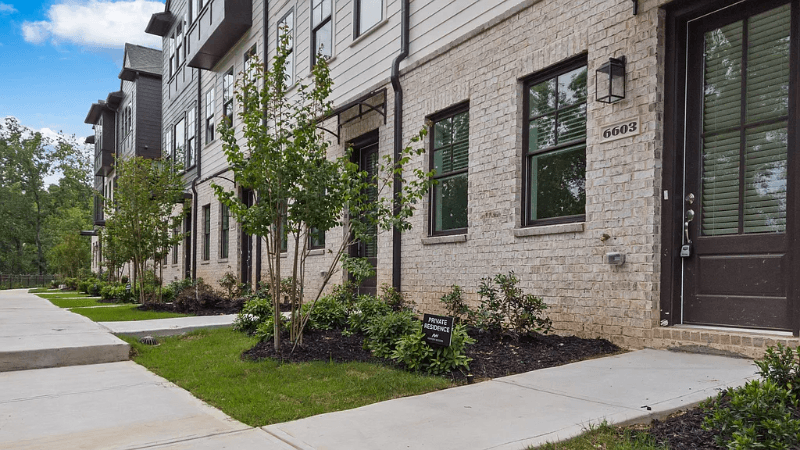Atlanta Townhome: 6603 Beacon Drive