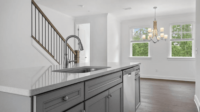 Atlanta Townhome: 6603 Beacon Drive
