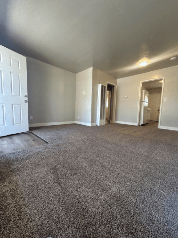 FRESNO House: 3323 E. CLINTON AVE