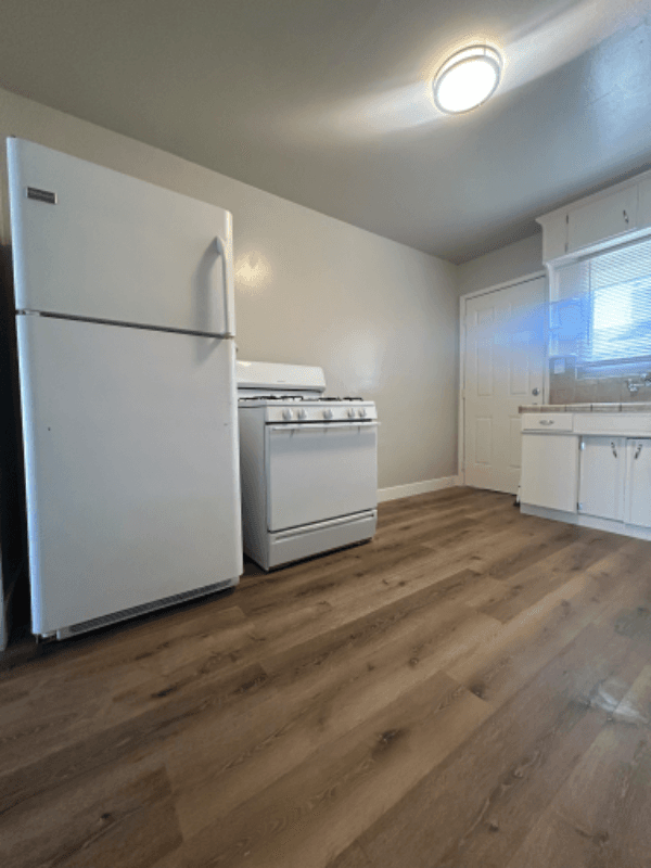 FRESNO House: 3323 E. CLINTON AVE