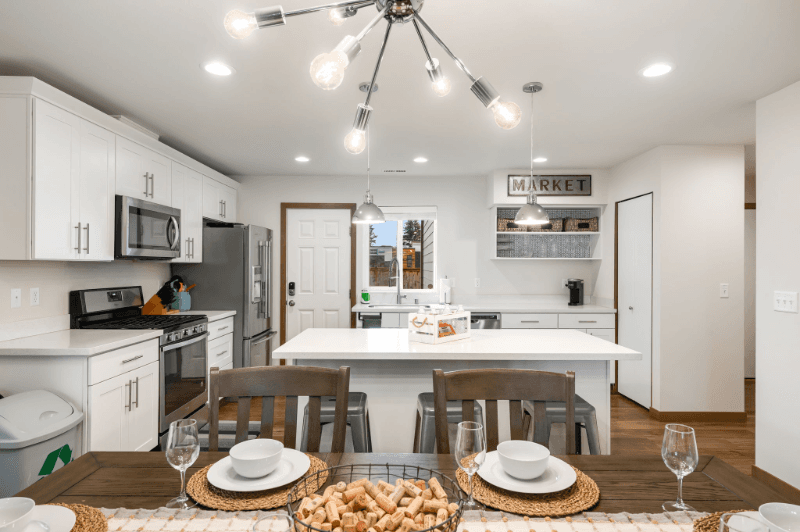 Tacoma House: 1519 S Washington St