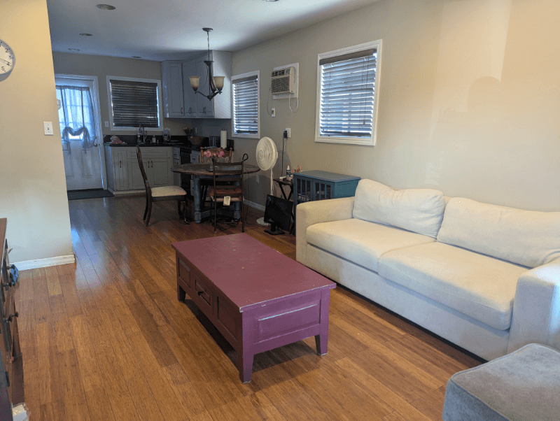 Los Angeles House: 518 S Kern Ave