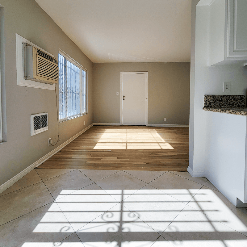 Los Angeles Apartment: 1802 N Wilton Place