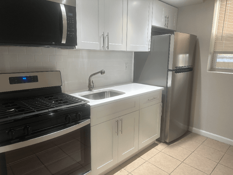 Jersey City Apartment: 184 Fairview Avenue