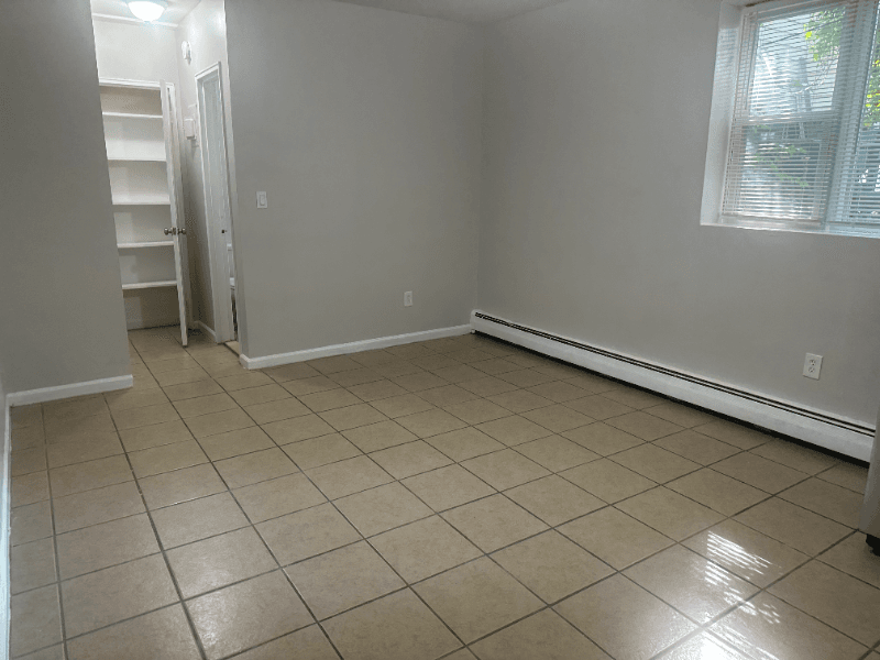 Jersey City Apartment: 184 Fairview Avenue