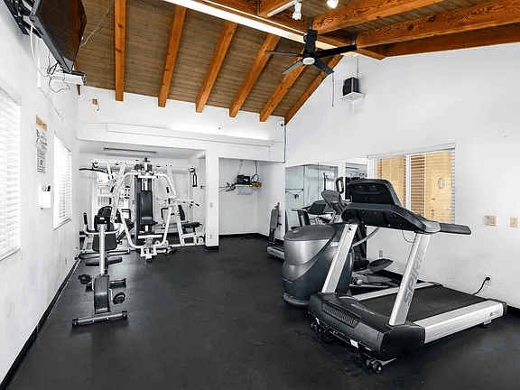 San Marcos Condo: 215 Woodland Parkway