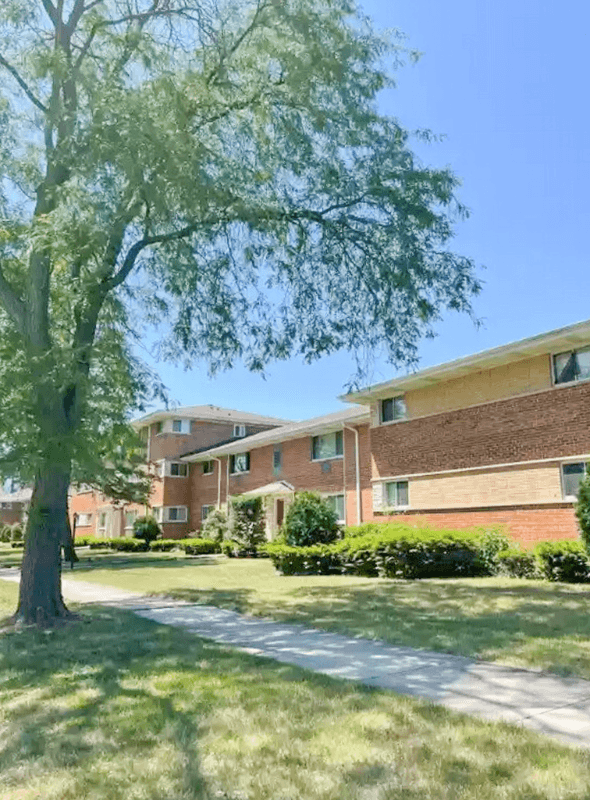 Park Ridge Apartment: 1418 Carol