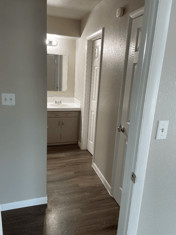Longmont Apartment: 710 Emery St