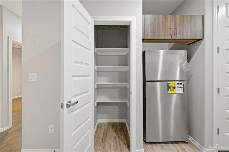 McAllen Apartment: 3905 Walnut Ave LOT - 20