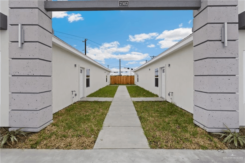 McAllen Apartment: 3905 Walnut Ave LOT - 20