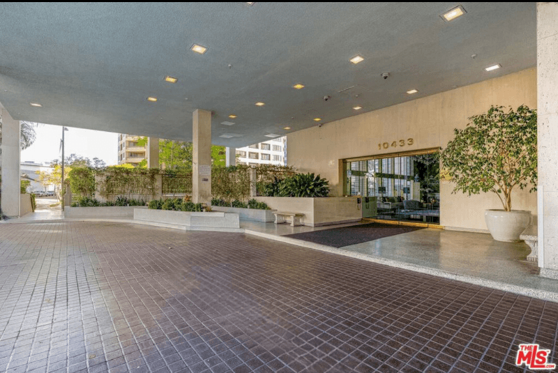 Los Angeles Condo: 10433 Wilshire blvd