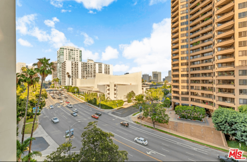 Los Angeles Condo: 10433 Wilshire blvd