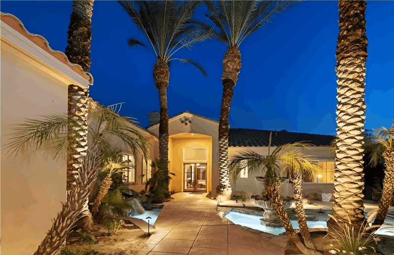 La Quinta House: 81015 Golf View Dr