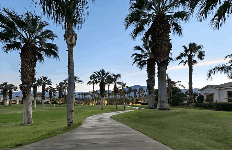 La Quinta House: 81015 Golf View Dr