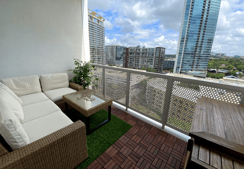Austin Condo: 301 West Avenue