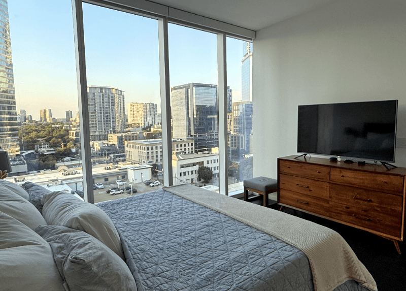 Austin Condo: 301 West Avenue