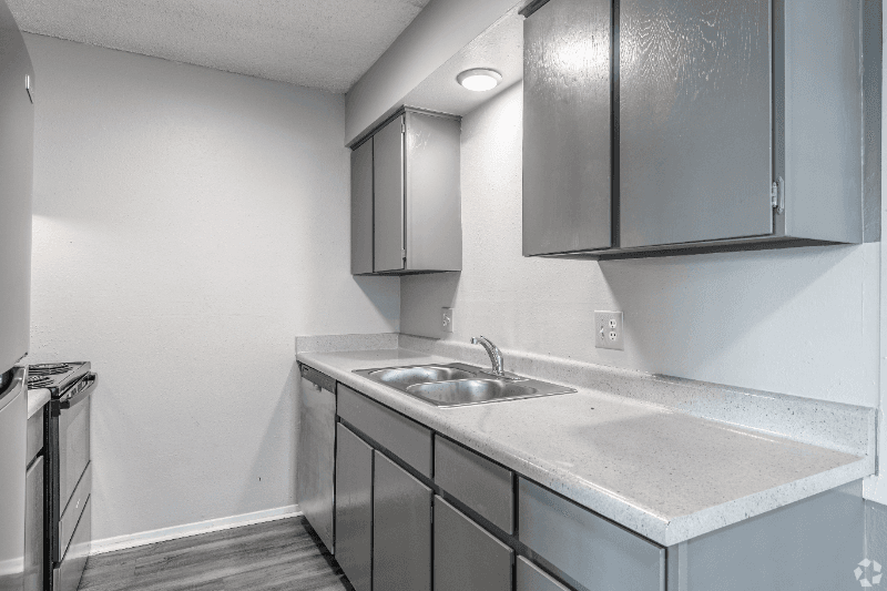 Yukon Apartment: 55 N Ranchwood Blvd