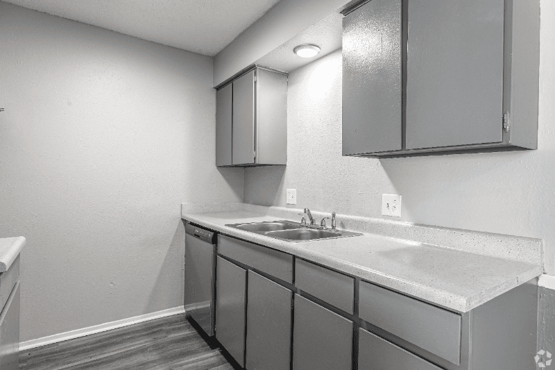 Yukon Apartment: 55 N Ranchwood Blvd