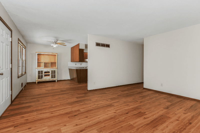 Kansas City Townhome: 4421 Sterling Ave