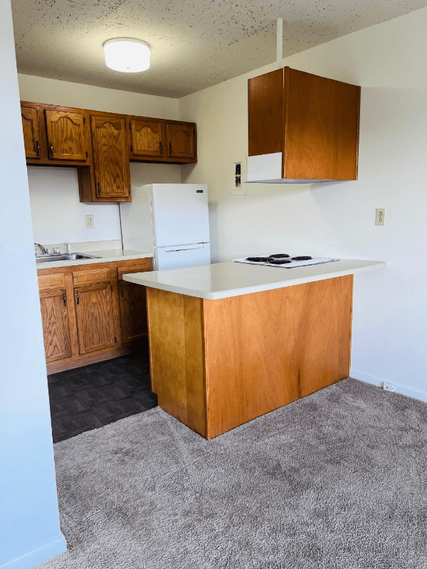 Huntington Apartment: 1340 4th Ave
