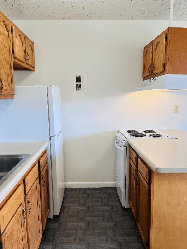 Huntington Apartment: 1340 4th Ave