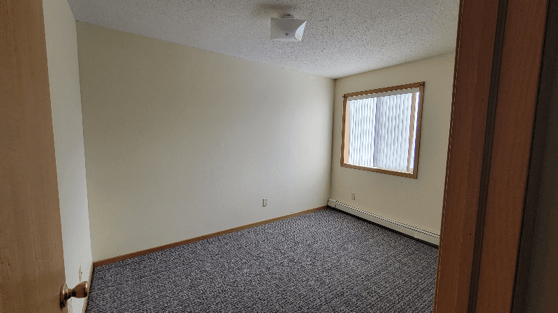 Benson Townhome: 1027 13th St N
