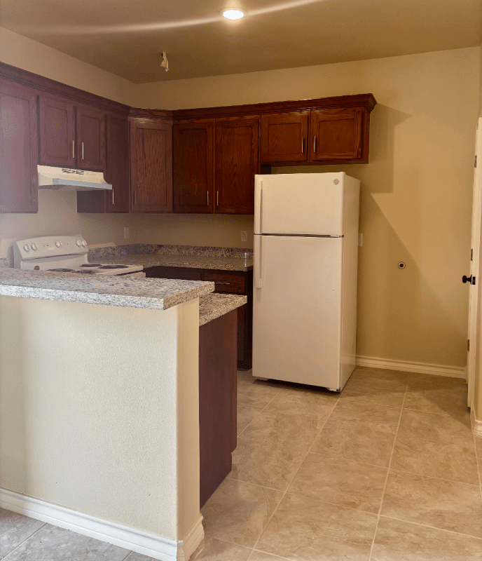 Laredo Apartment: 1201 E Gustavus