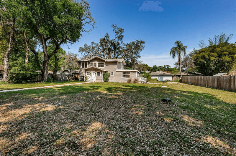 Tampa Single Room: 1104 E Genesee St