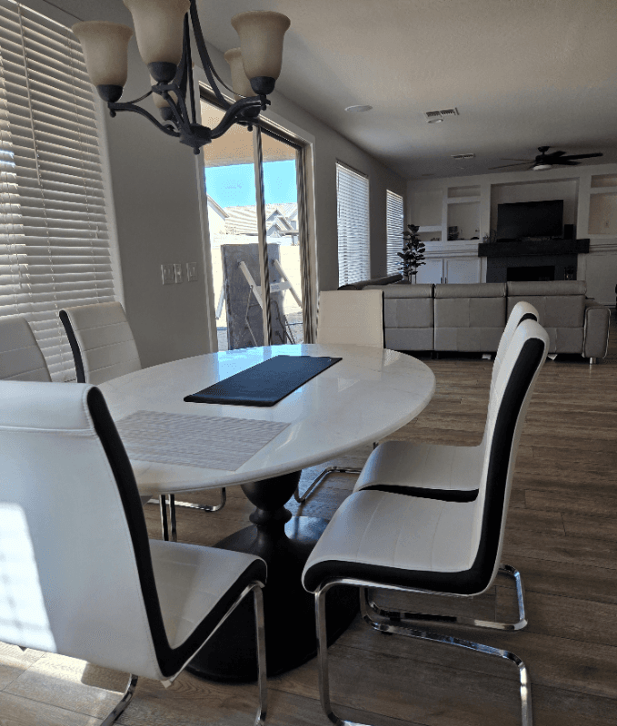 Phoenix Single Room: 2320 W Forest Pleasant Place