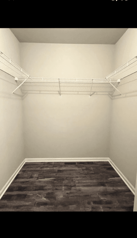 Belvidere House: 1044 Witbeck