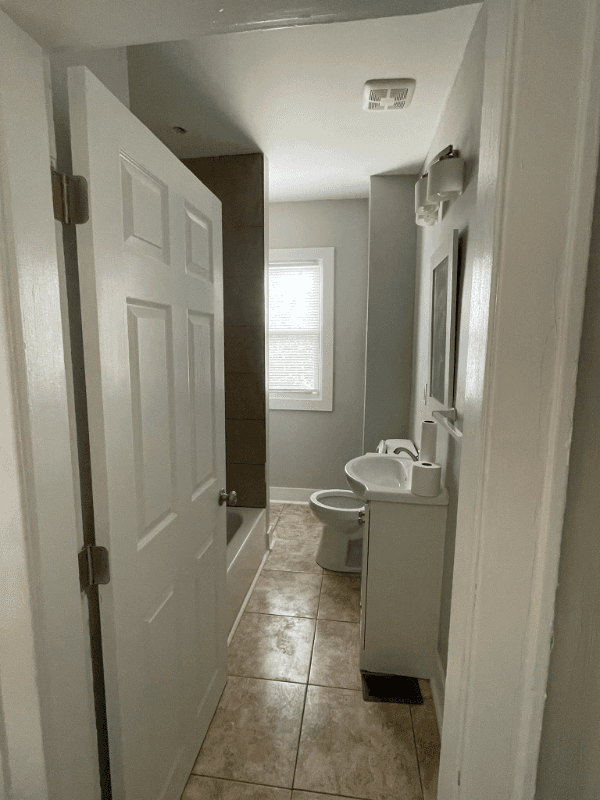 Columbus Apartment: 744 S 18th St